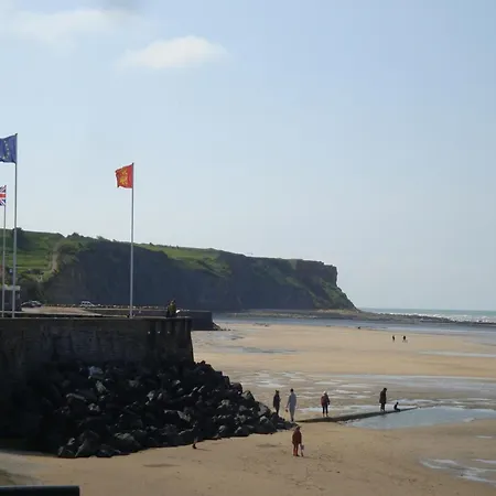 Modern In Near Sea, Cleaning Included Bayeux